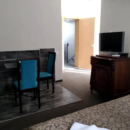 パーフェクト ホテル 3*