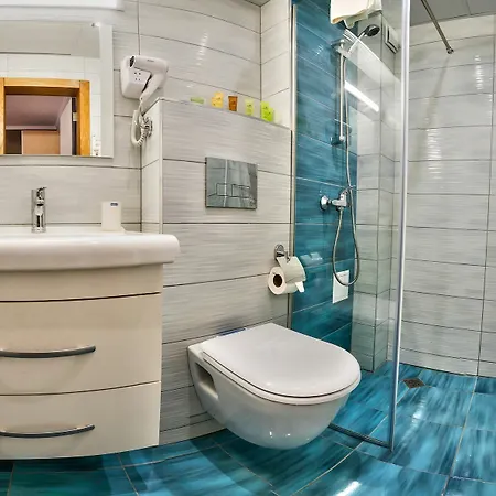 فندق Perfect فارنا