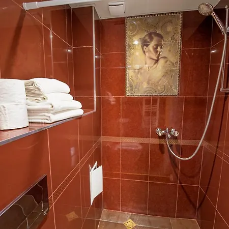 Perfect Hotel